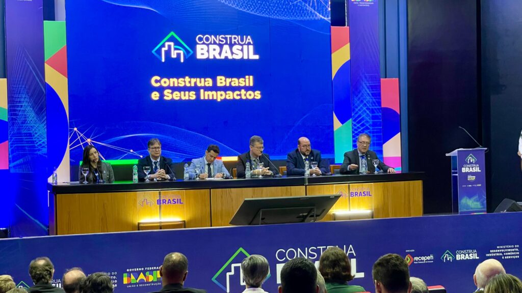 FNP participa de evento do MDIC sobre modernização e desburocratização na construção civil